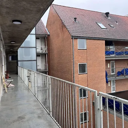 Close To Life Apartment *